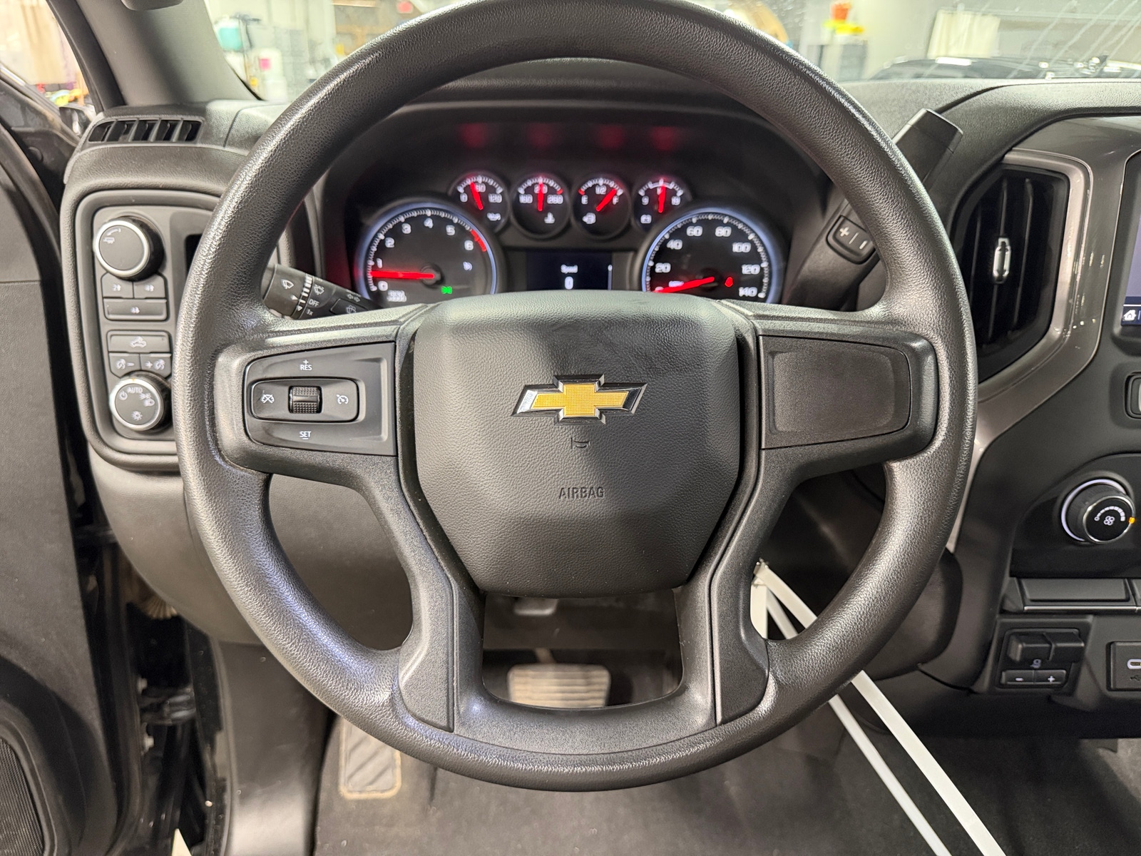 Thumbnail: 2023 Chevrolet Silverado 2500 - 5