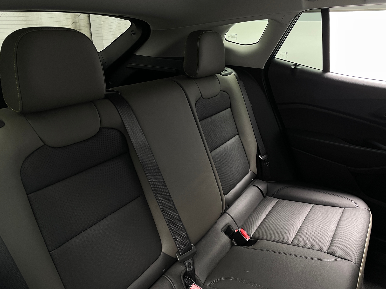 Thumbnail: 2025 Chevrolet Trax - 6