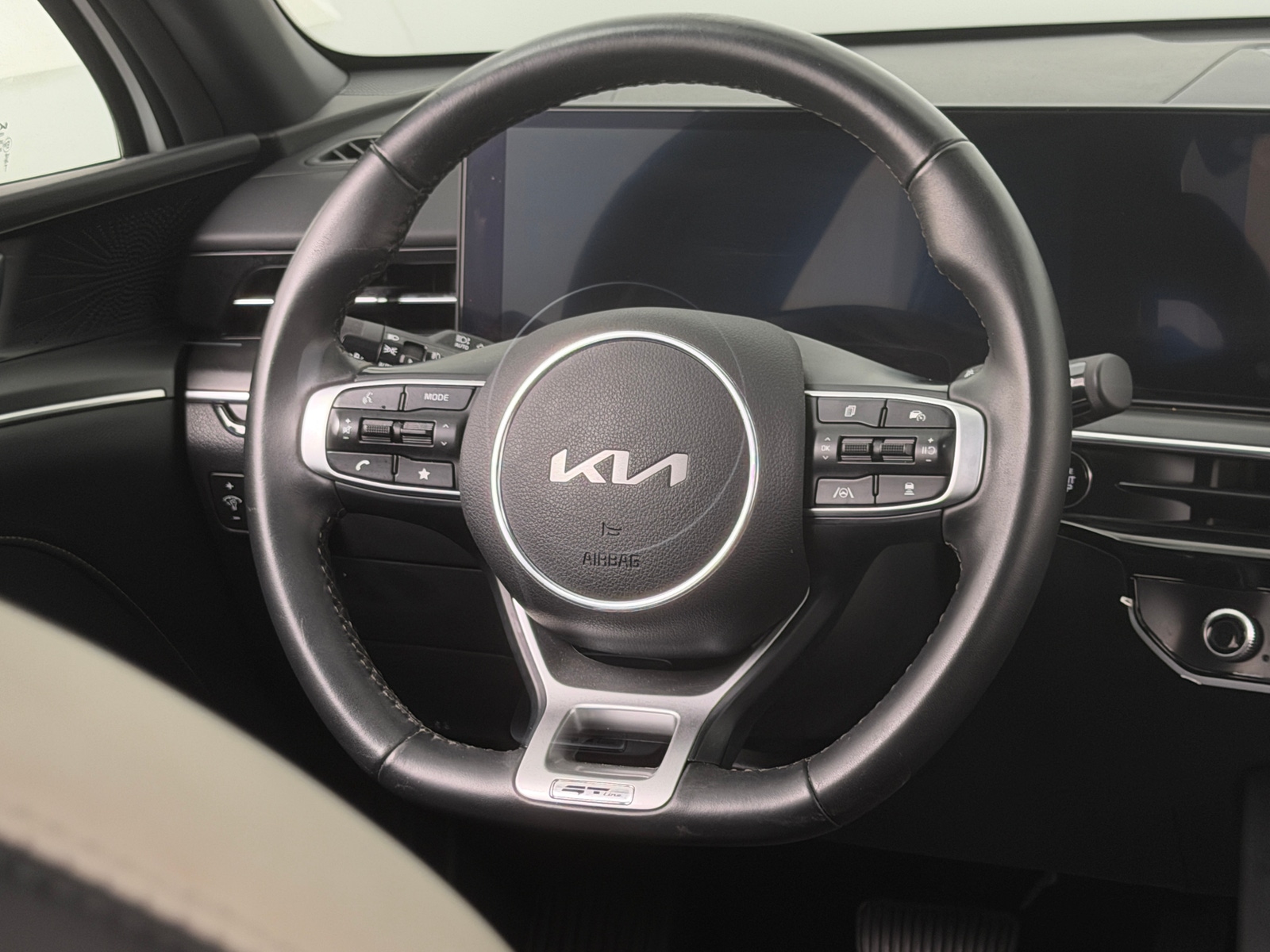 Thumbnail: 2026 Kia K5 - 4