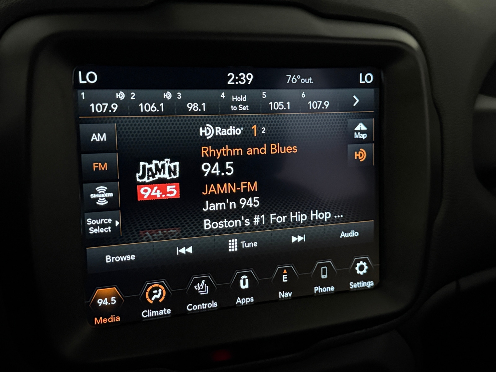 Thumbnail: 2021 Jeep Renegade - 3