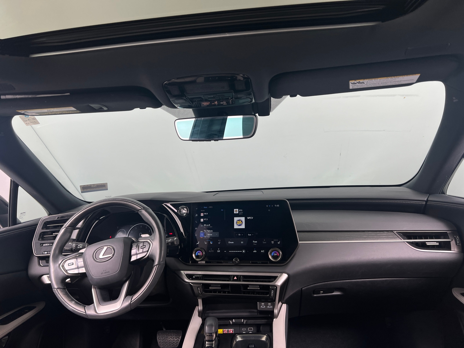 Thumbnail: 2024 Lexus RX - 3