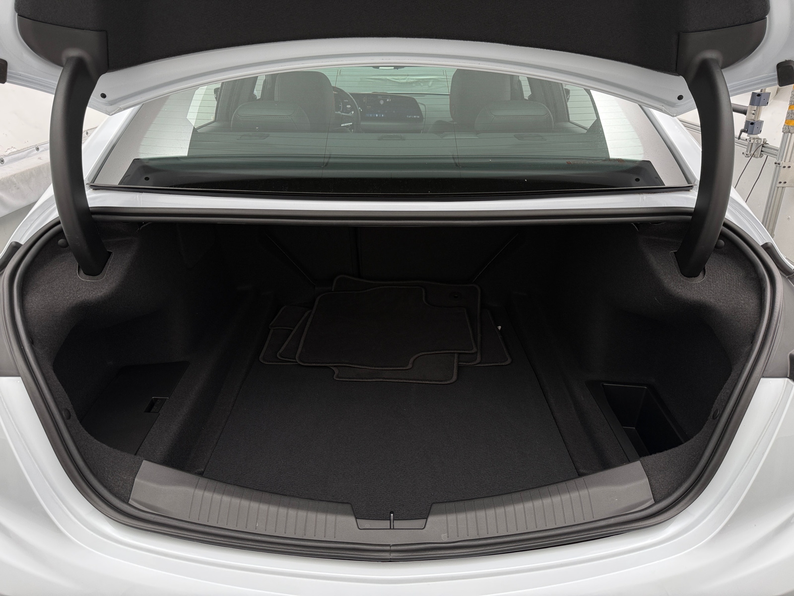Thumbnail: 2026 Cadillac CT5 - 6
