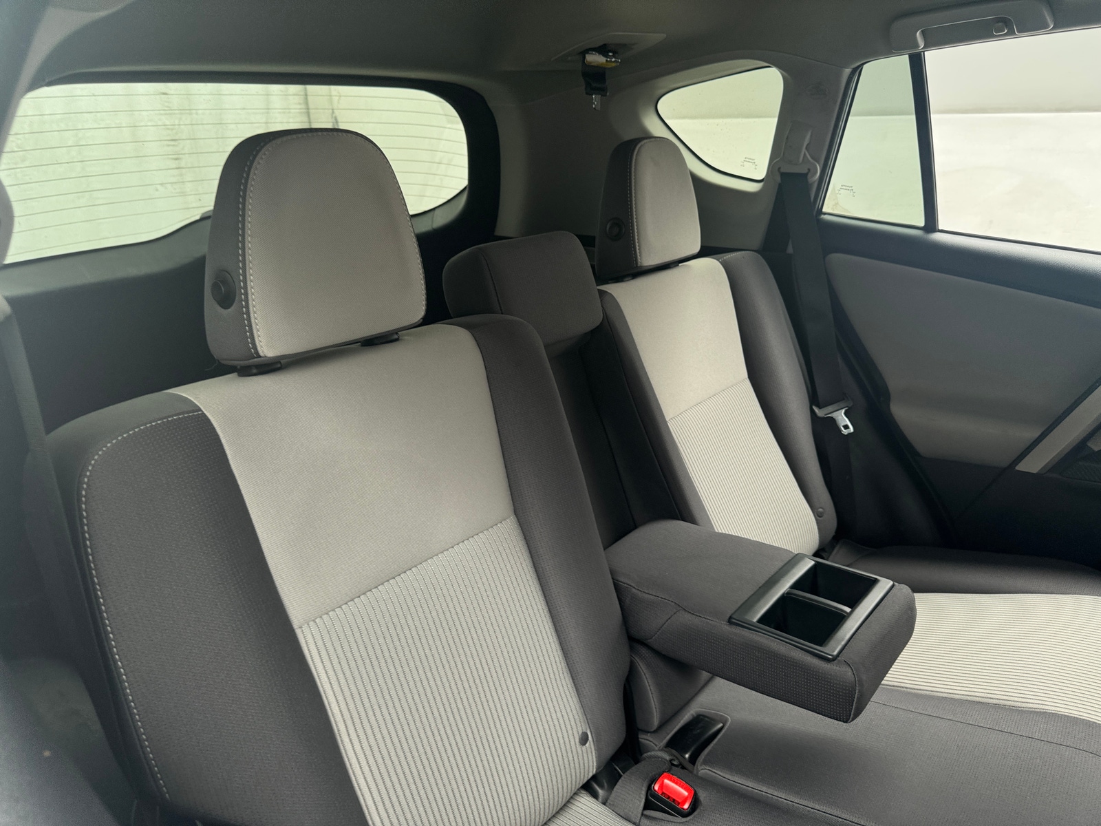 Thumbnail: 2015 Toyota RAV4 - 6