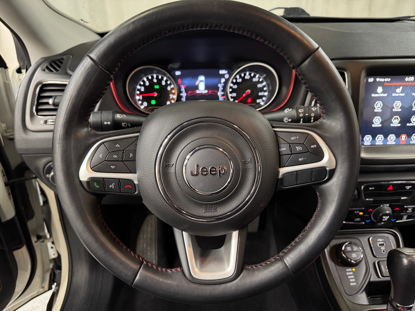 Thumbnail: 2020 Jeep Compass - 4