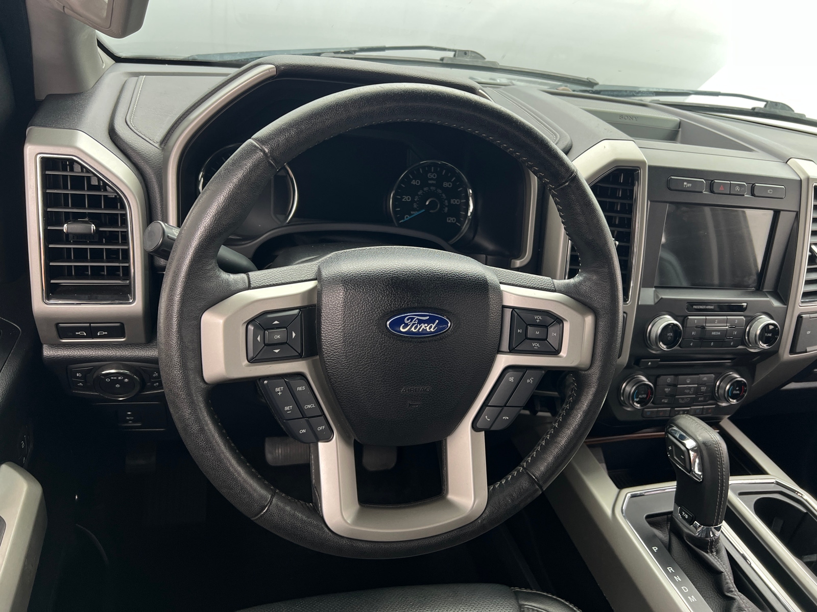 Thumbnail: 2017 Ford Econoline - 4