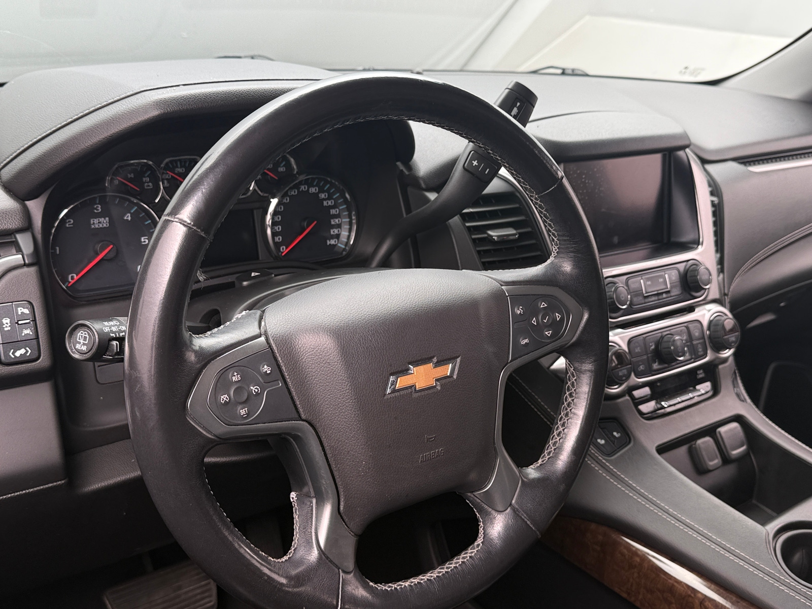 Thumbnail: 2019 Chevrolet Tahoe - 4