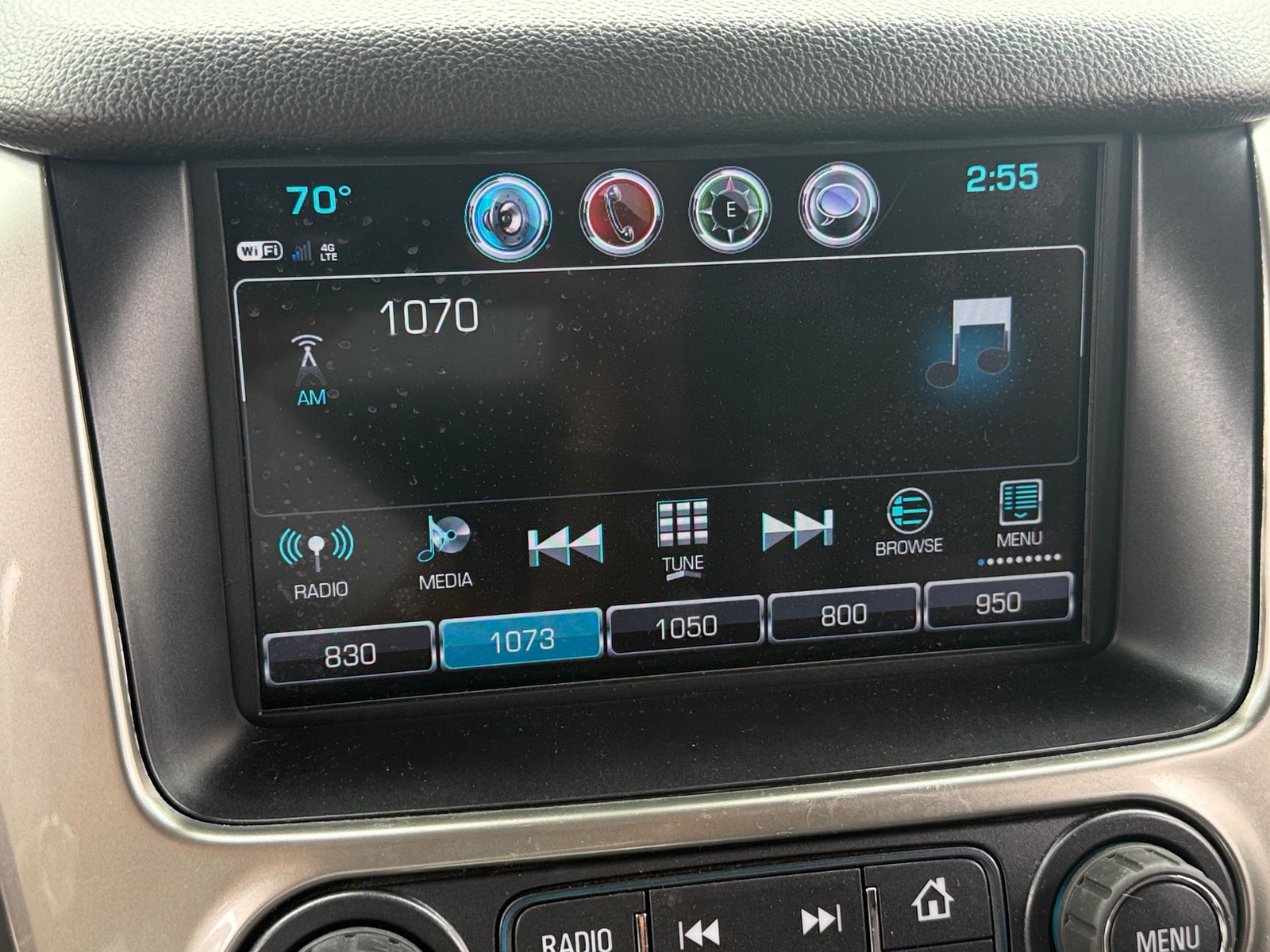 Thumbnail: 2019 Chevrolet Tahoe - 3