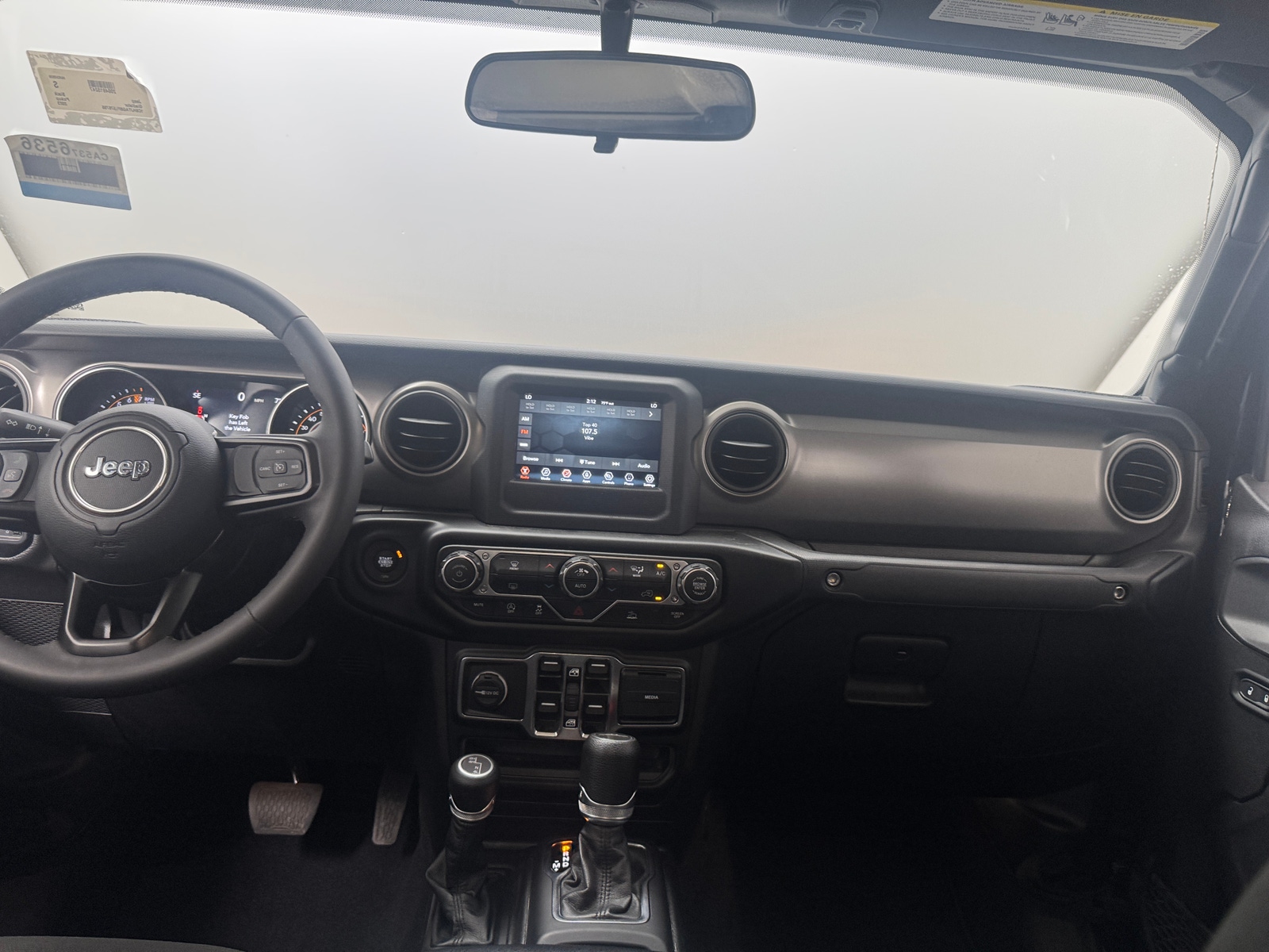 Thumbnail: 2023 Jeep Gladiator - 3