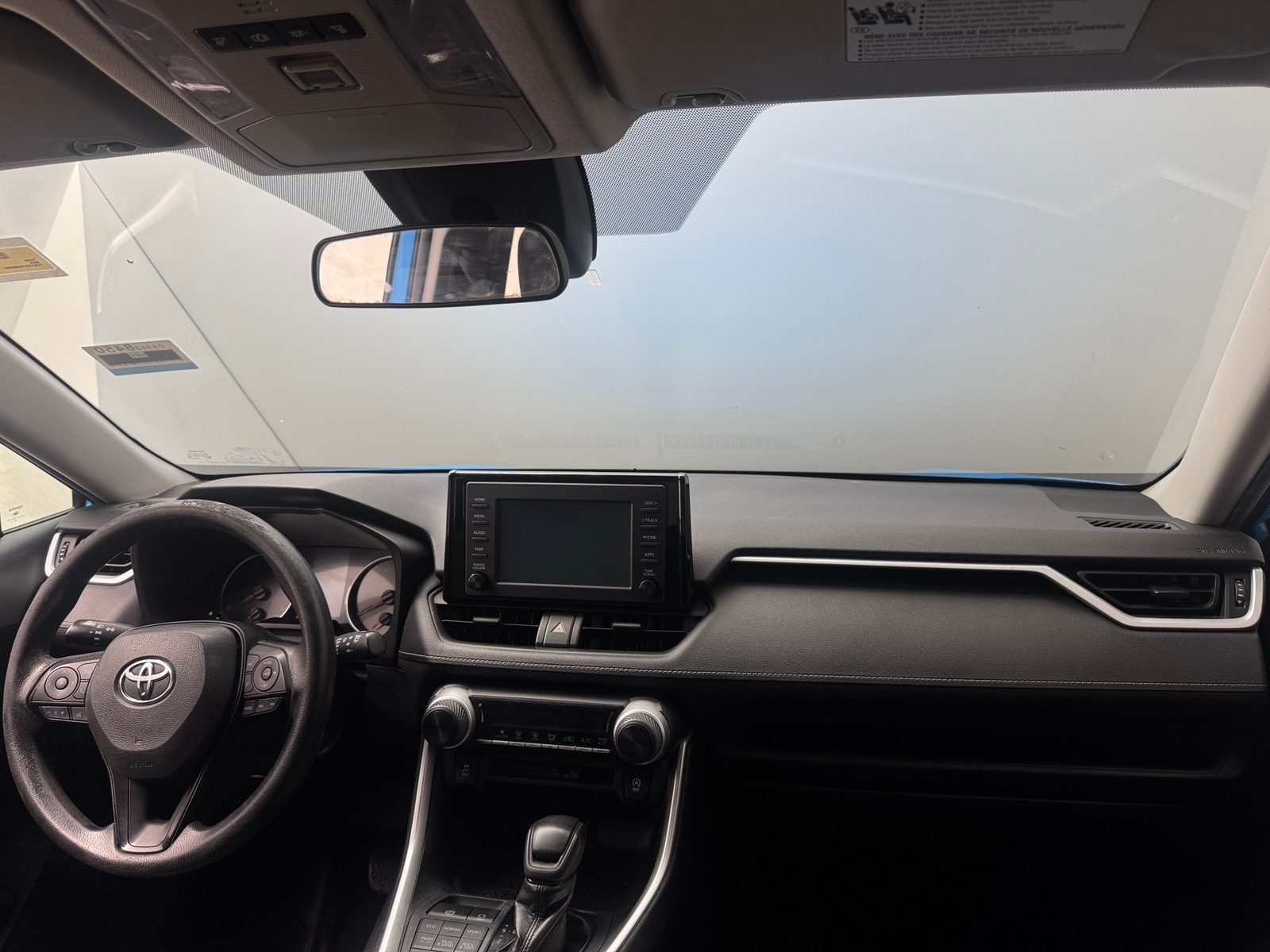 Thumbnail: 2019 Toyota RAV4 - 3