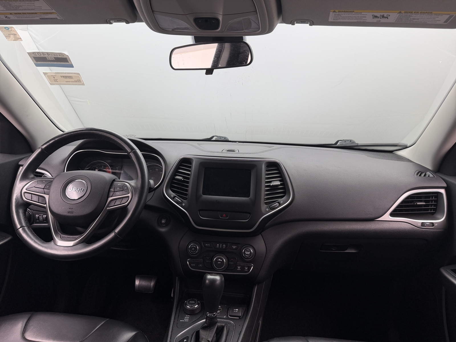 Thumbnail: 2019 Jeep Cherokee - 3