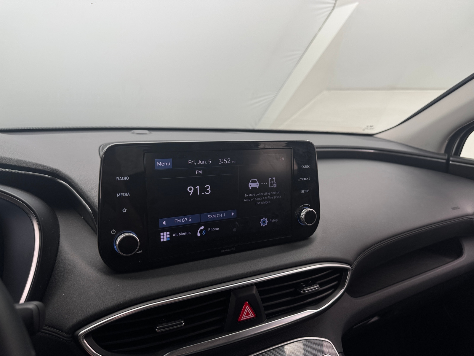 Thumbnail: 2022 Hyundai Santa Fe - 4