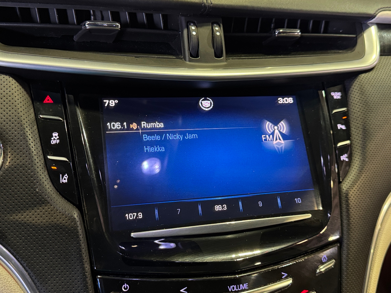 Thumbnail: 2014 Cadillac XTS - 3