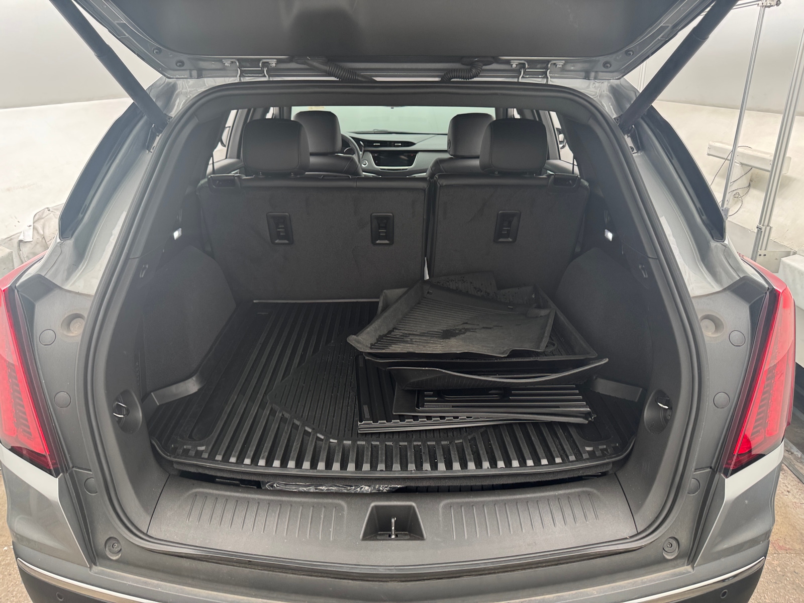Thumbnail: 2025 Cadillac XT5 - 6
