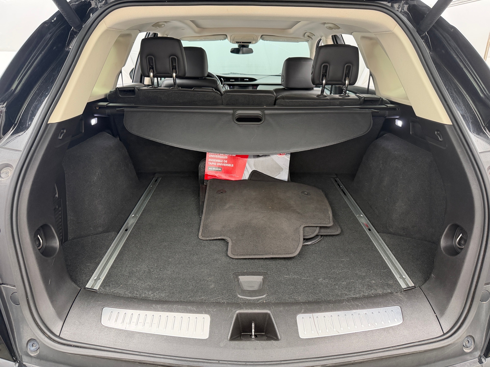 Thumbnail: 2018 Cadillac XT5 - 6