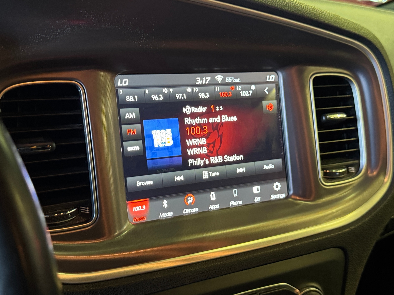 Thumbnail: 2019 Dodge Charger - 4