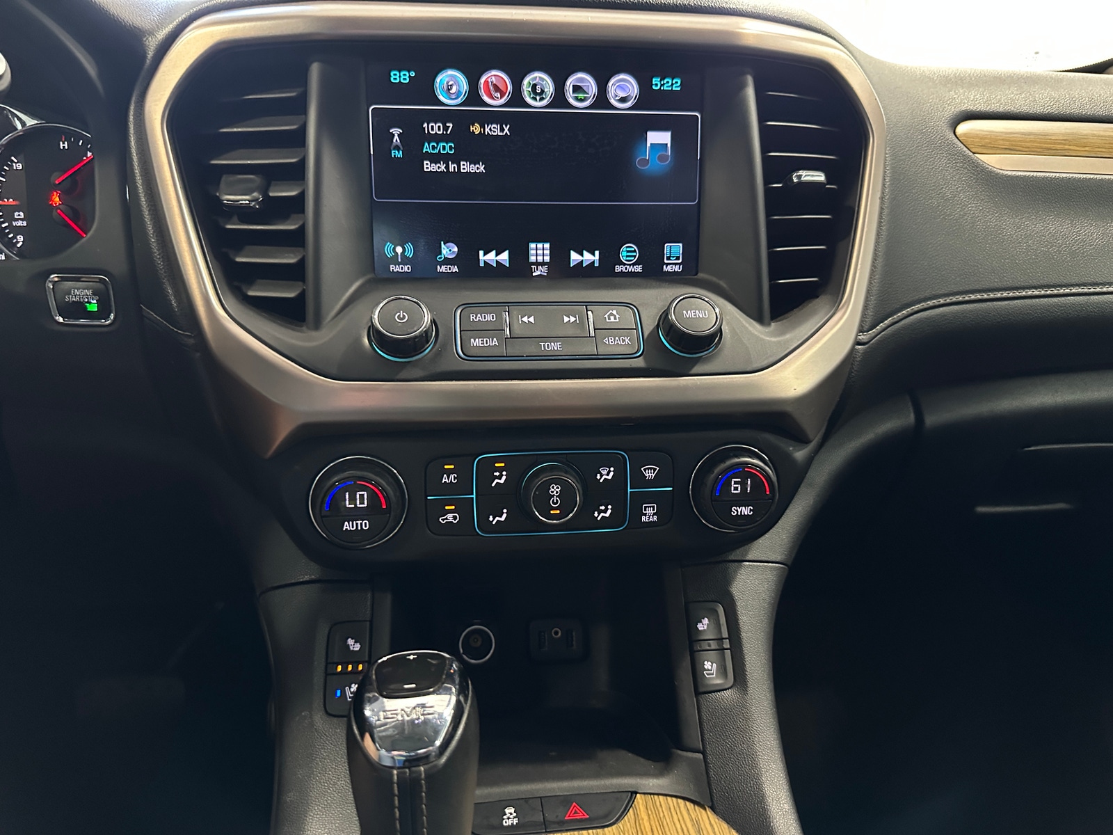 Thumbnail: 2018 GMC Acadia - 3