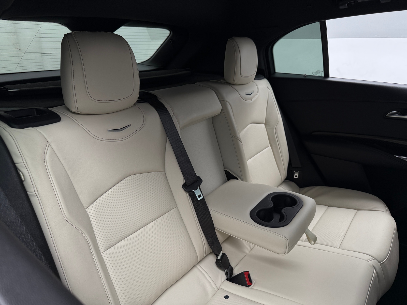 Thumbnail: 2020 Cadillac XT4 - 6