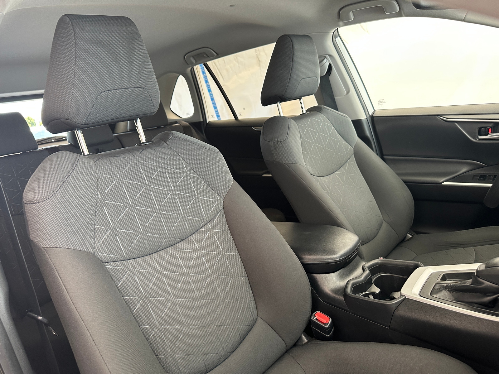 Thumbnail: 2020 Toyota RAV4 - 2