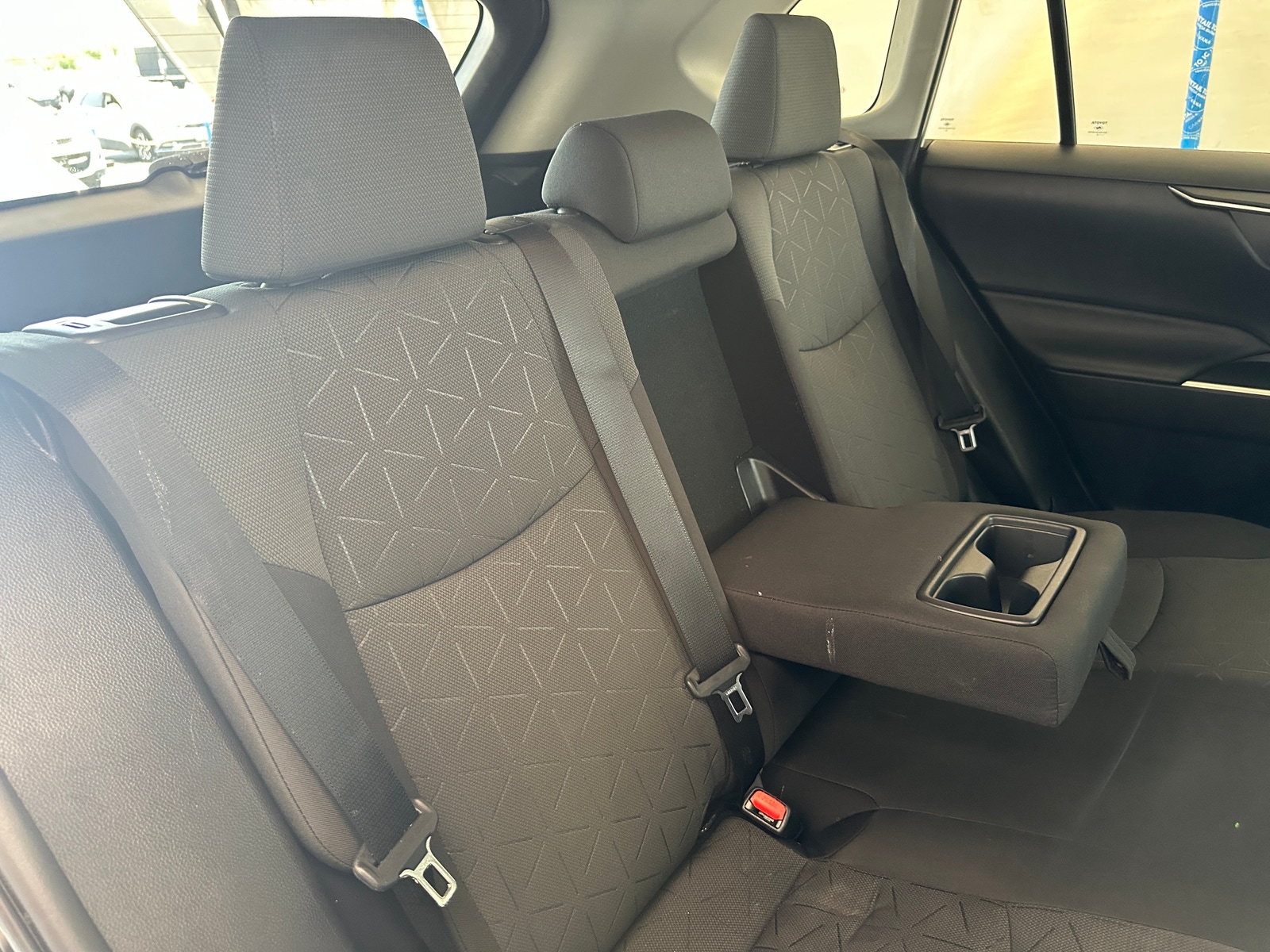 Thumbnail: 2020 Toyota RAV4 - 6