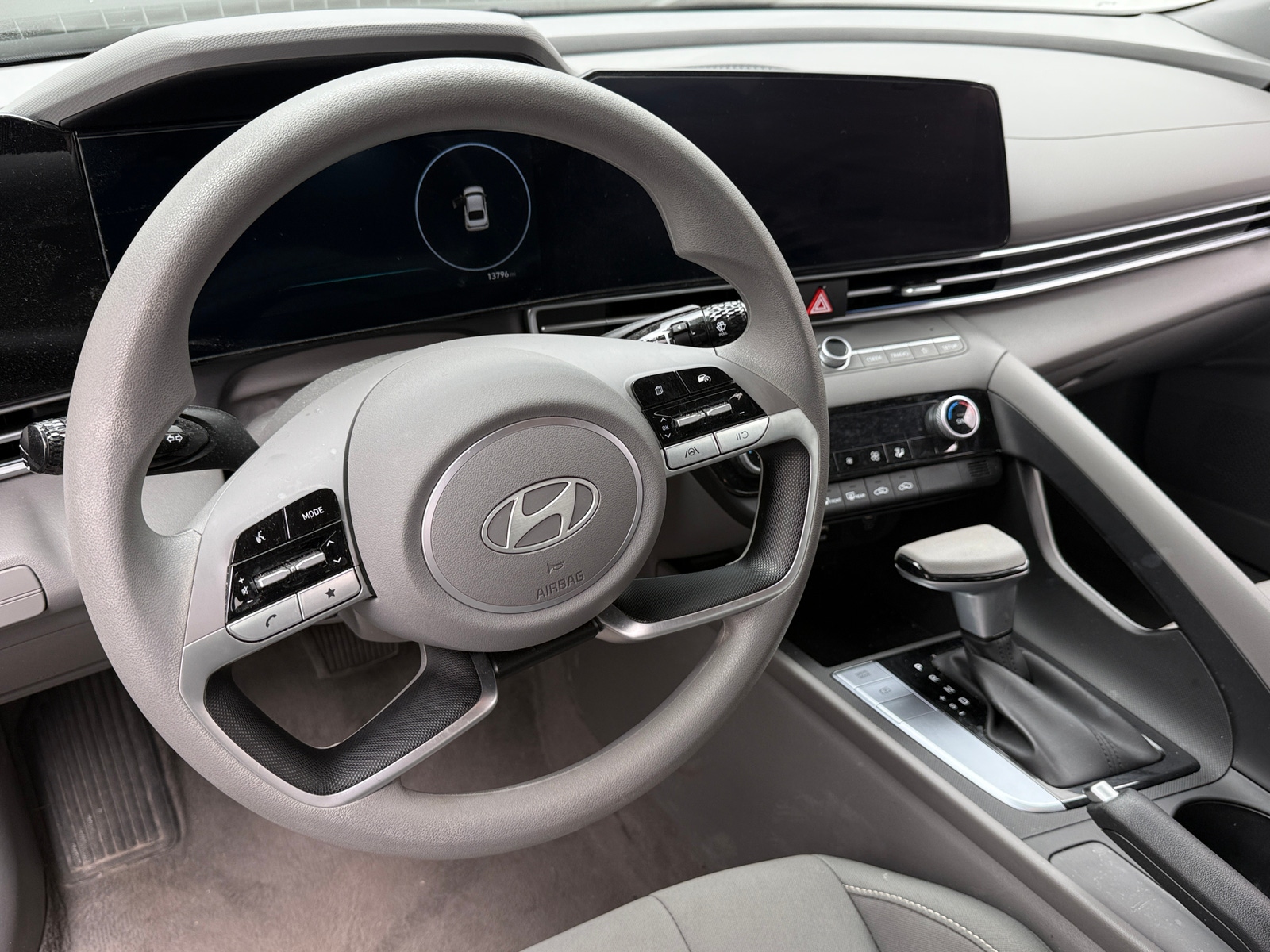 Thumbnail: 2024 Hyundai Elantra - 5
