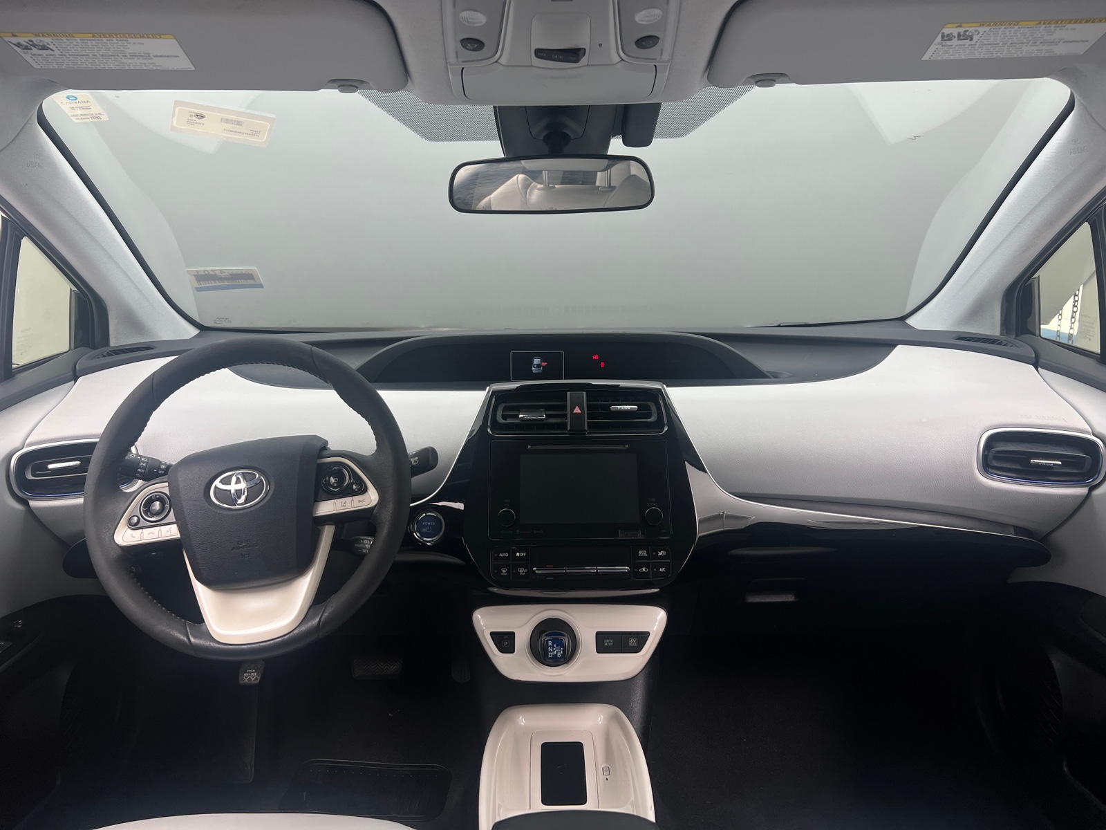 Thumbnail: 2017 Toyota Prius - 3