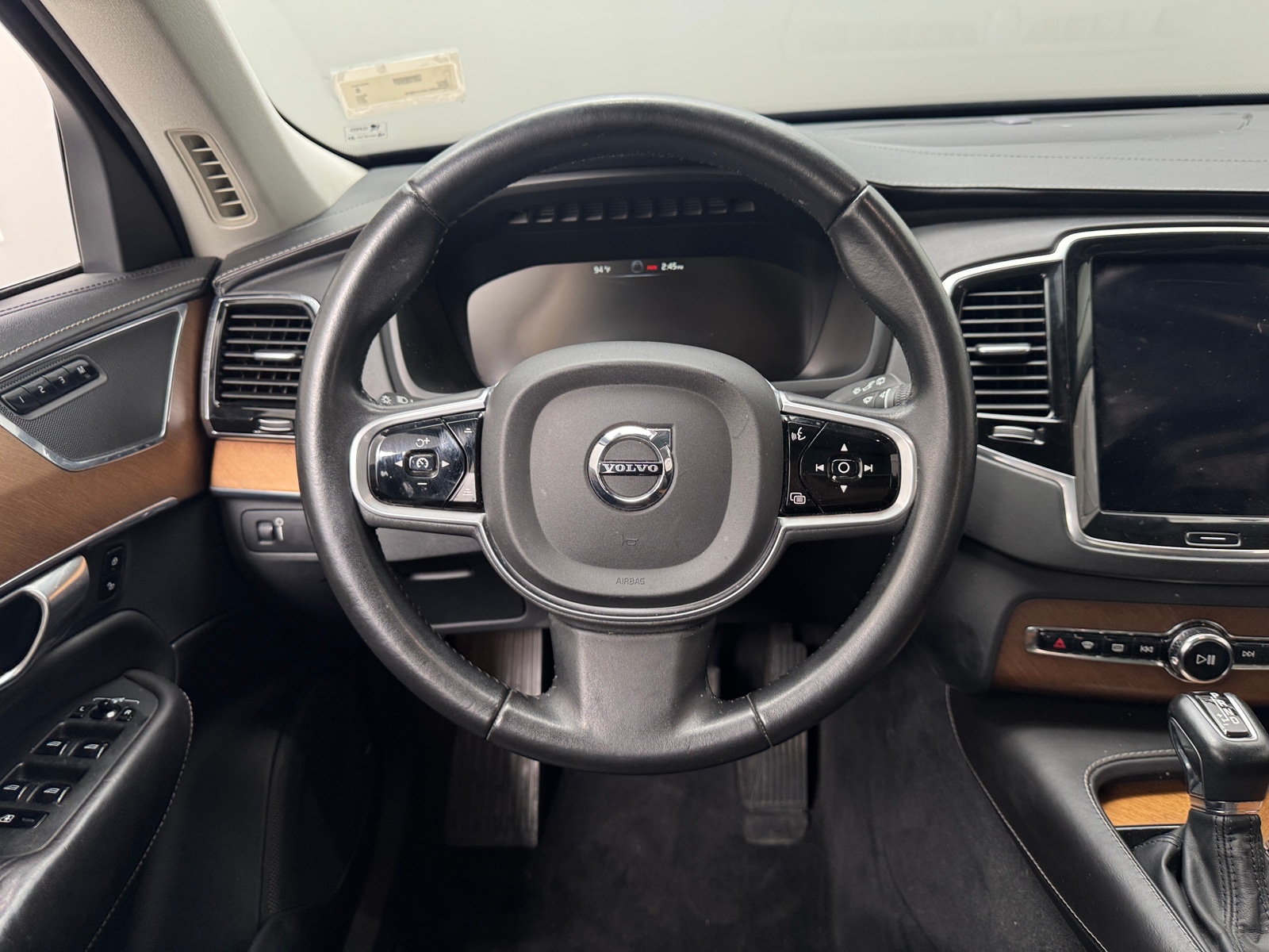 Thumbnail: 2017 Volvo XC90 - 4