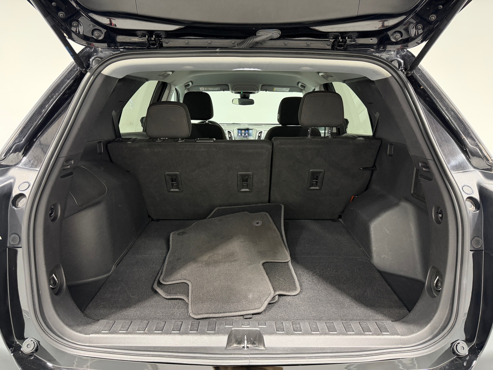 Thumbnail: 2021 Chevrolet Equinox - 7