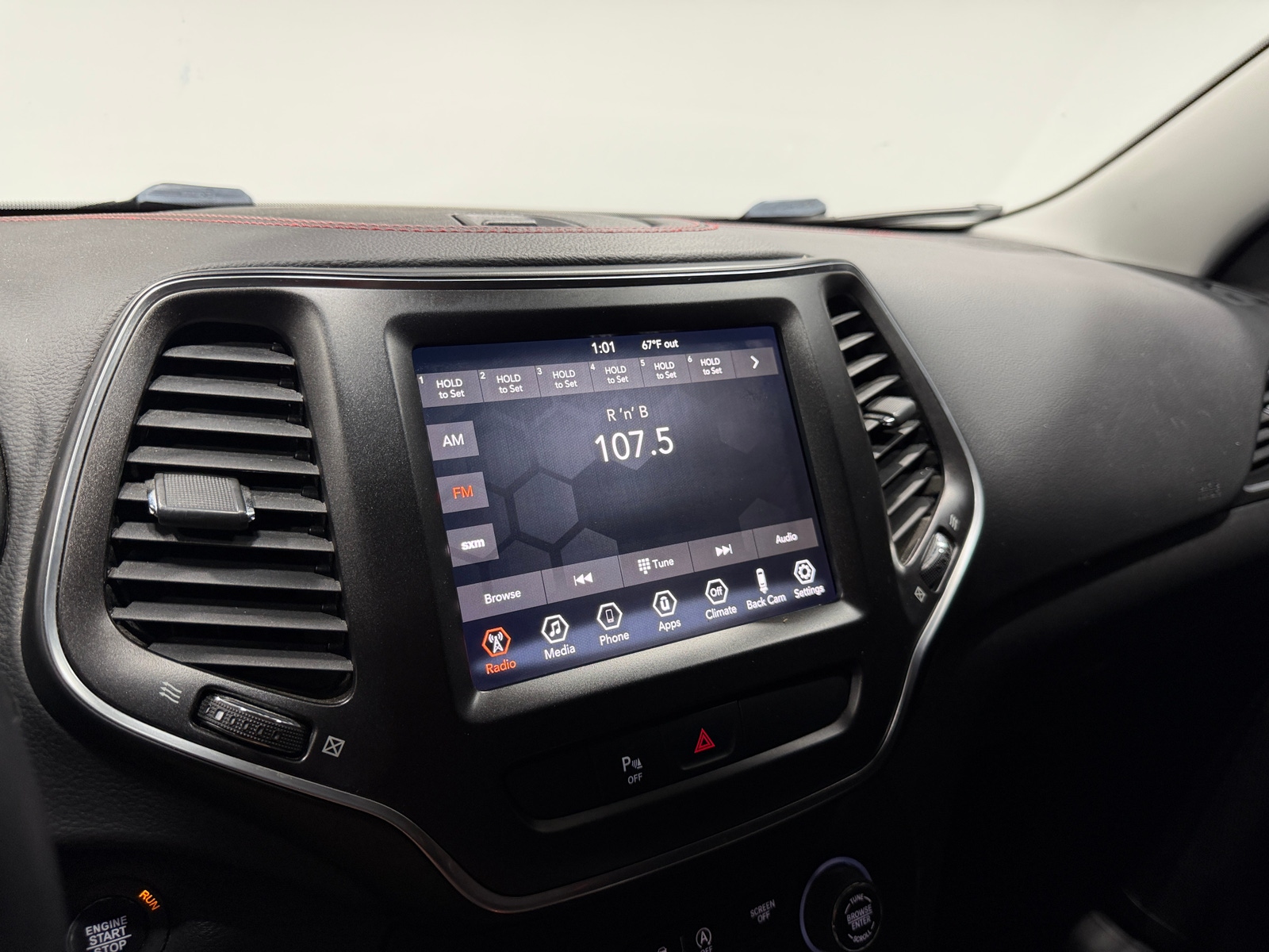 Thumbnail: 2019 Jeep Cherokee - 4