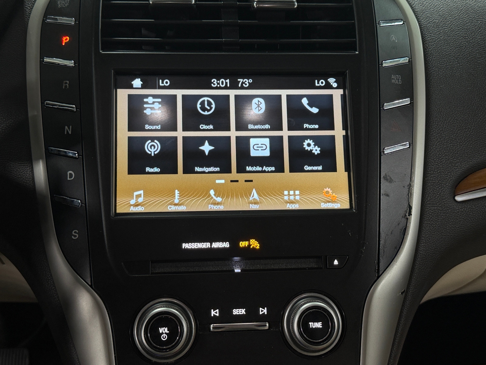 Thumbnail: 2019 Lincoln MKC - 3