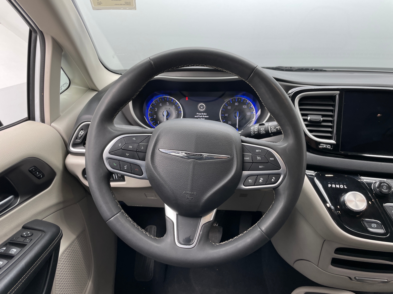 Thumbnail: 2024 Chrysler Pacifica - 4