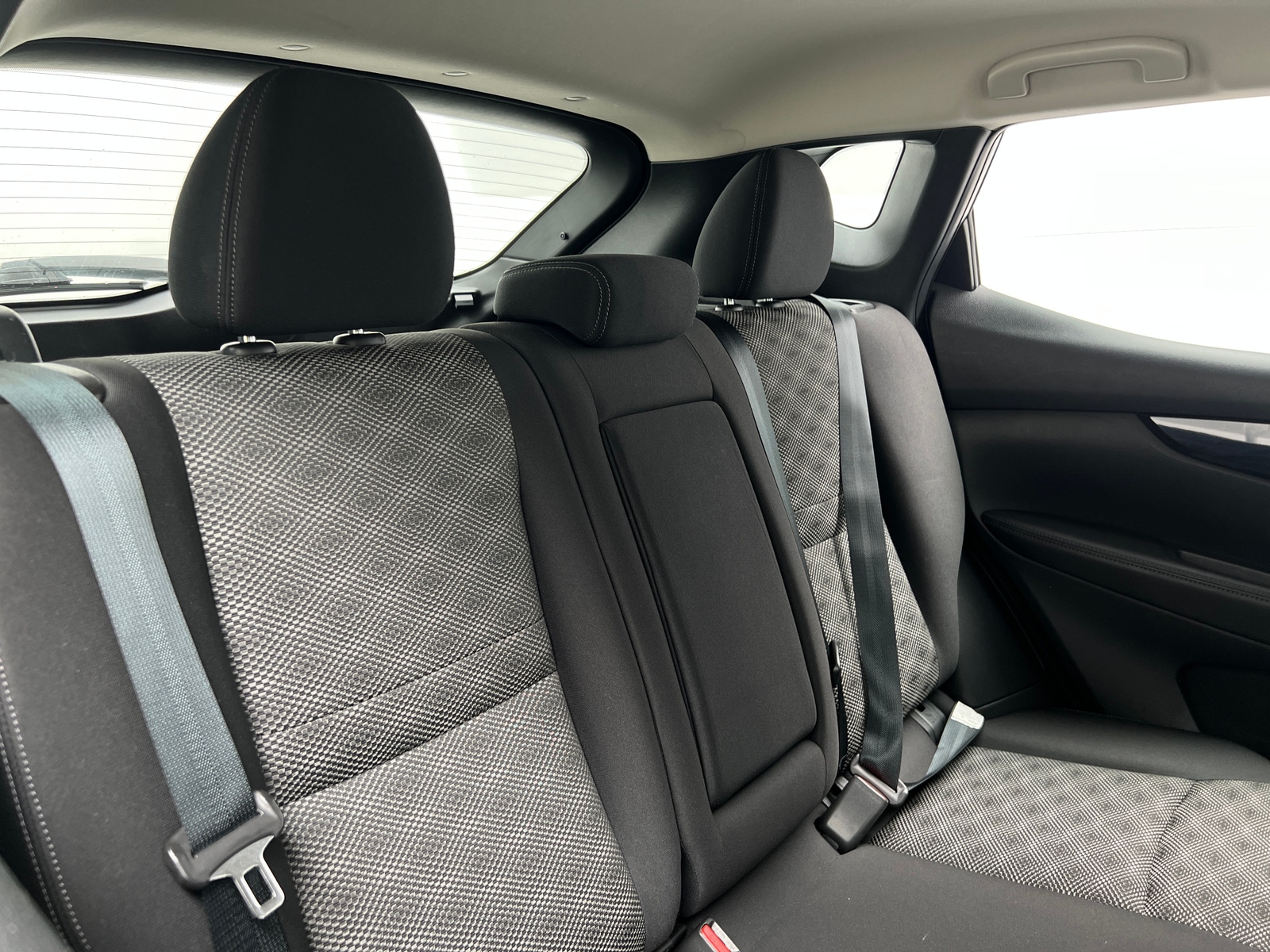 Thumbnail: 2019 Nissan Rogue Sport - 6
