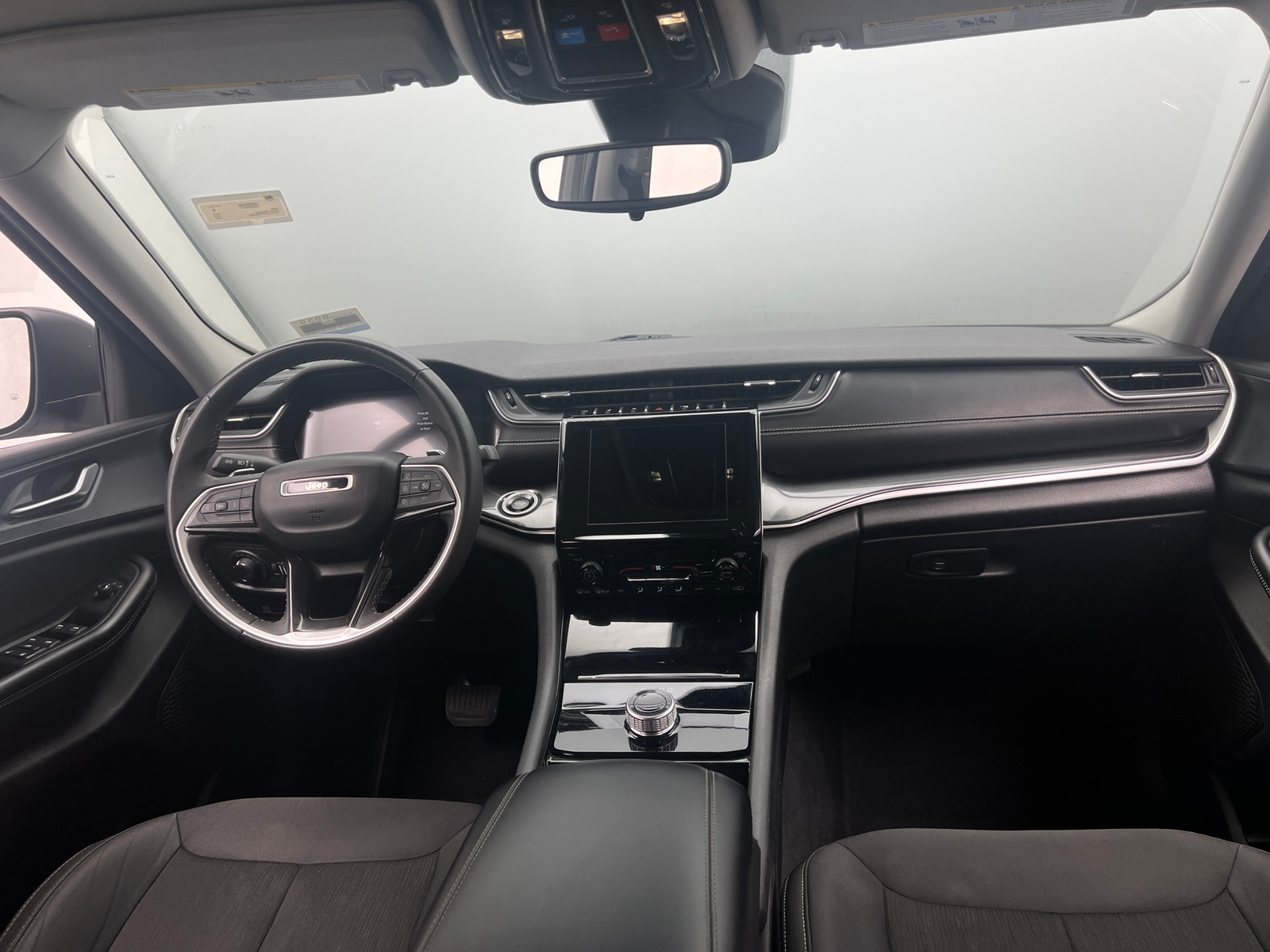 Thumbnail: 2023 Jeep Grand Cherokee L - 3