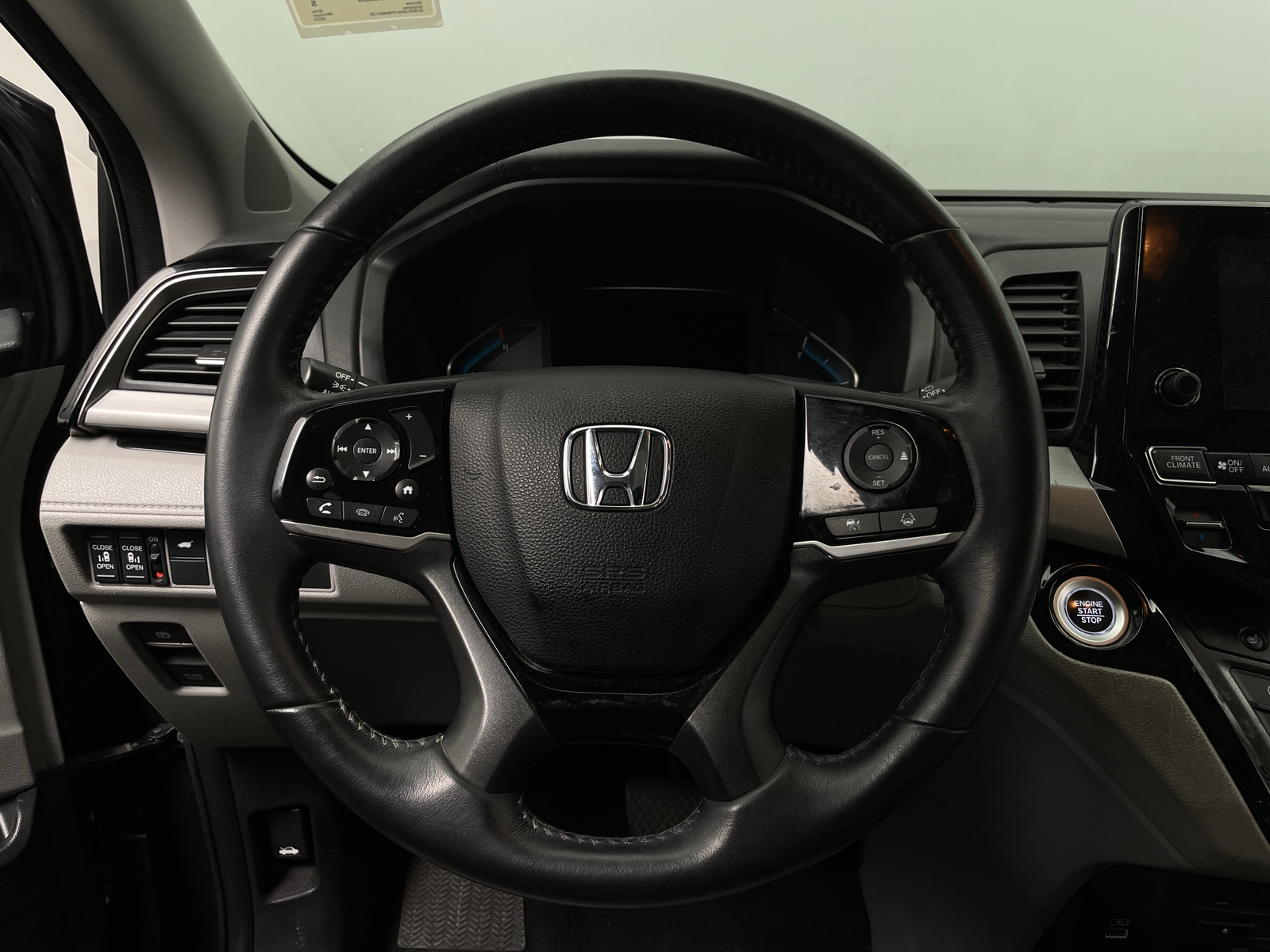 Thumbnail: 2023 Honda Odyssey - 4