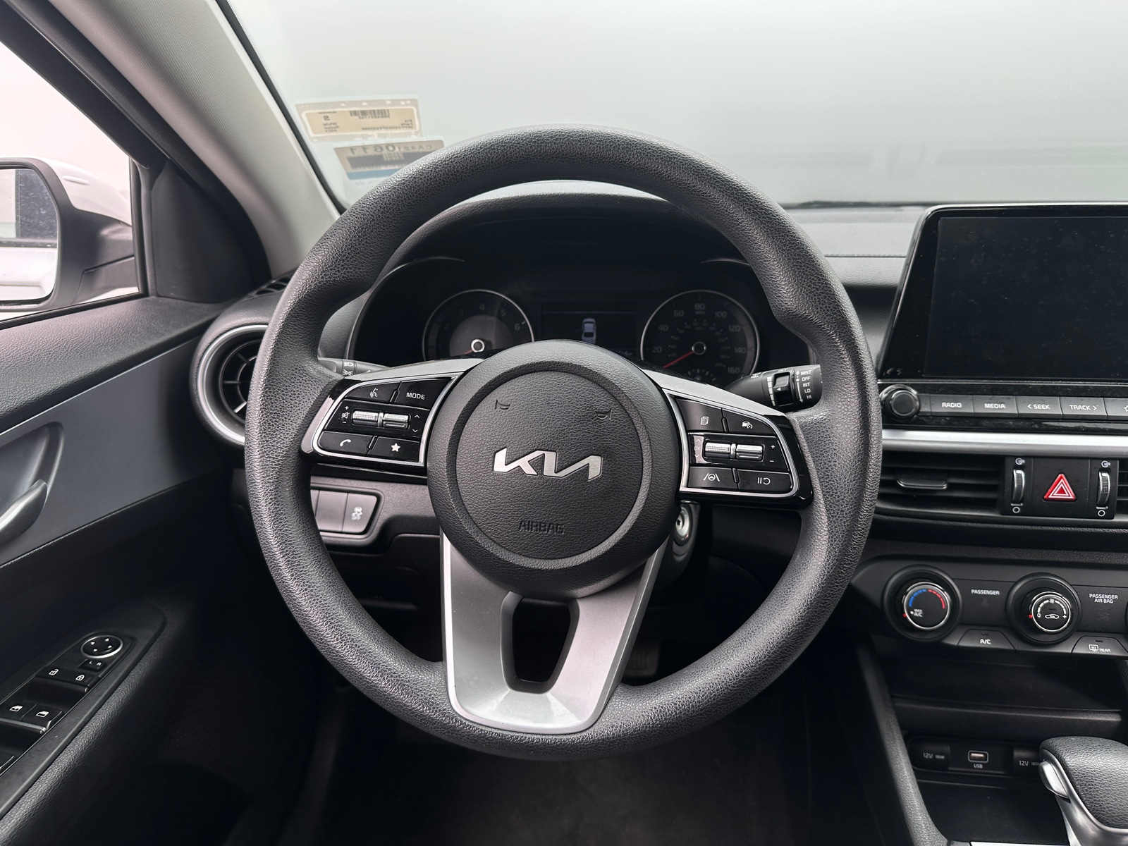 Thumbnail: 2023 Kia Forte - 5