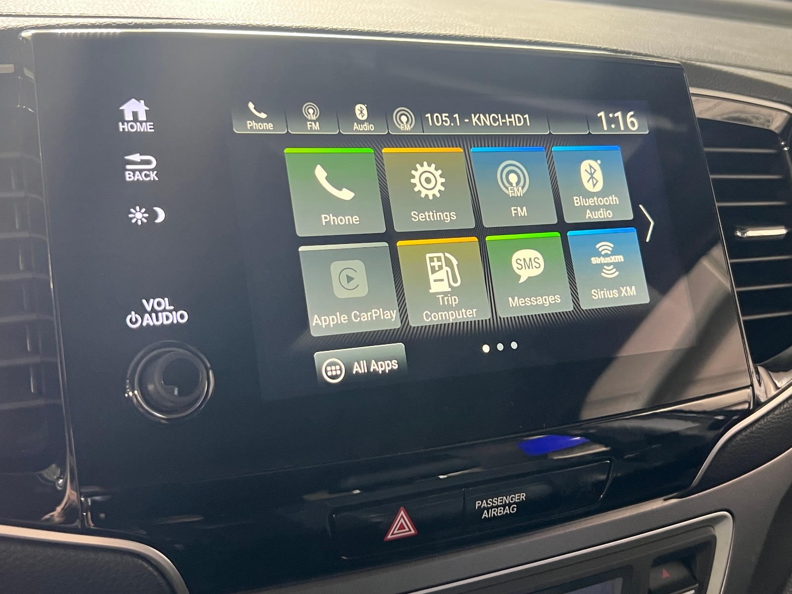 Thumbnail: 2019 Honda Pilot - 3