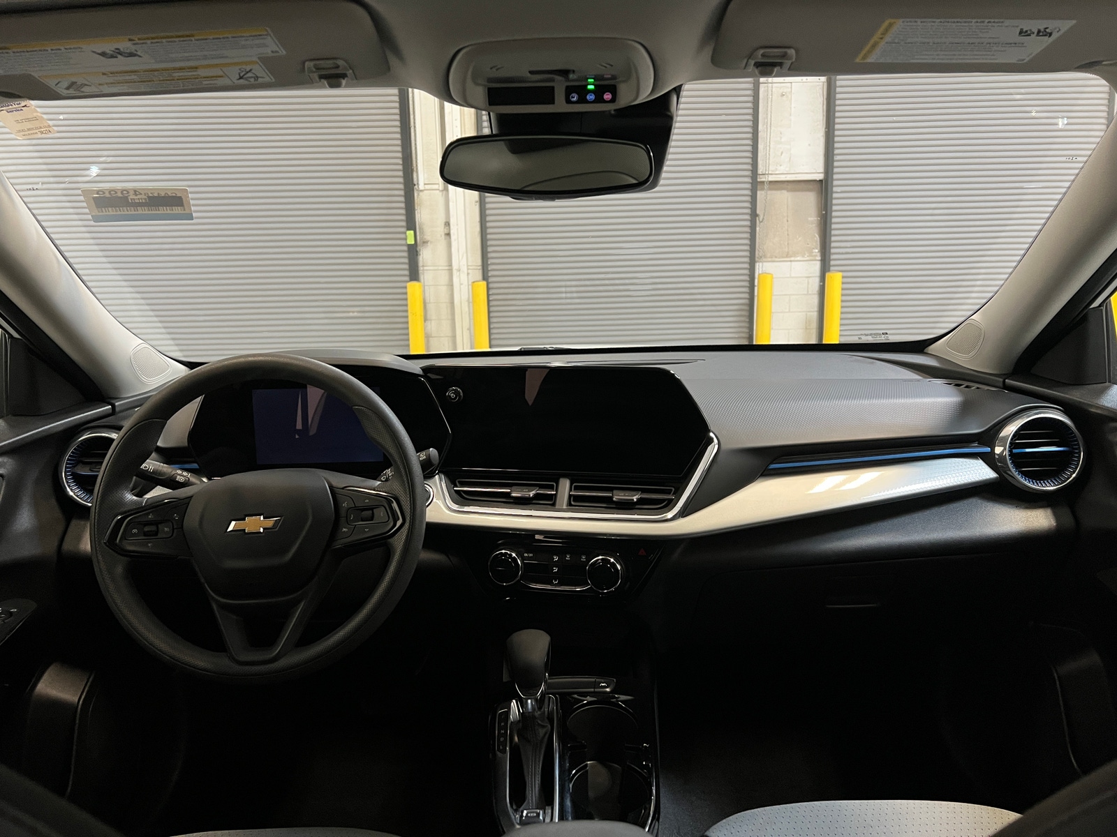 Thumbnail: 2025 Chevrolet Trax - 3