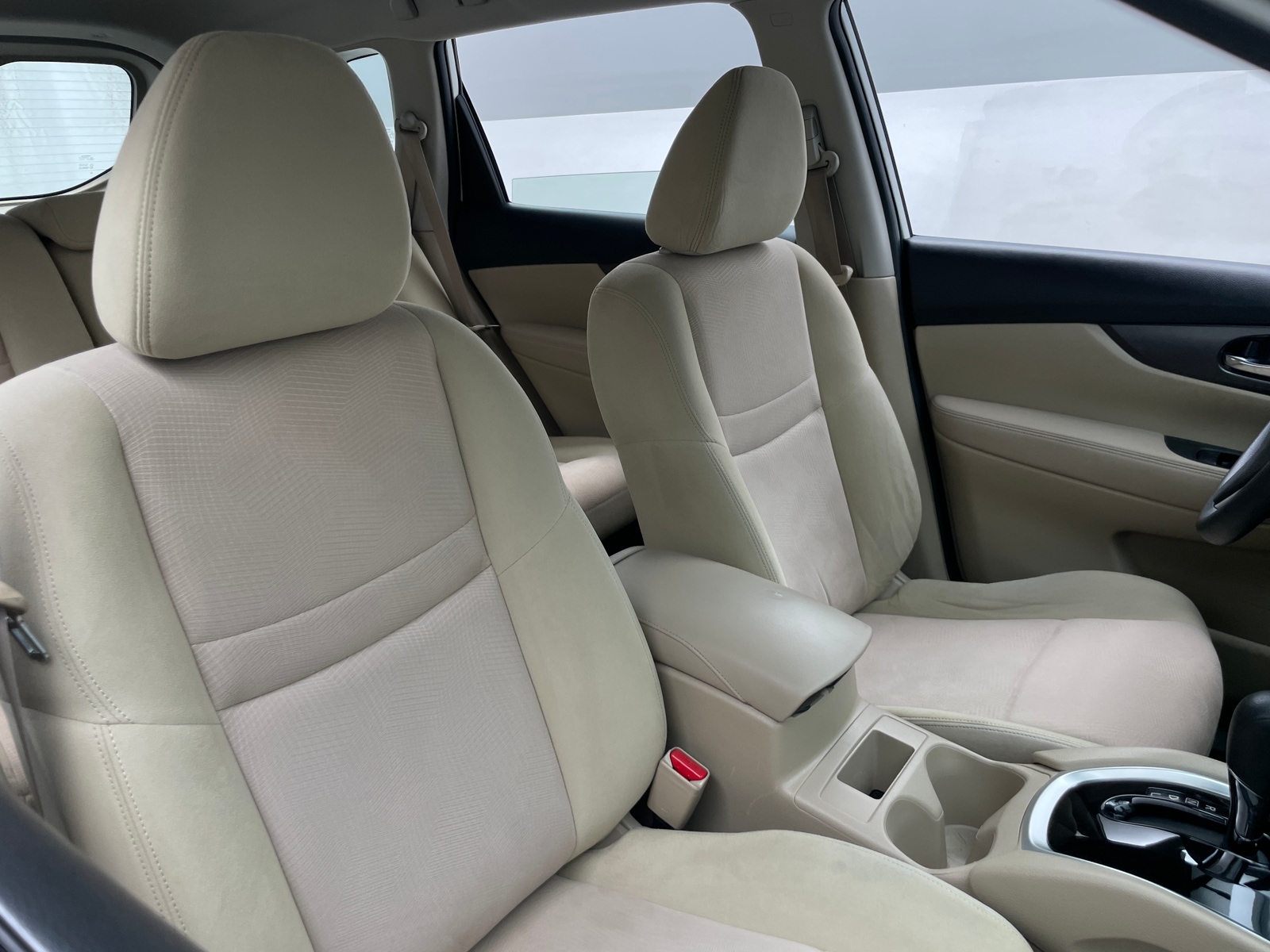 Thumbnail: 2016 Nissan Rogue - 2