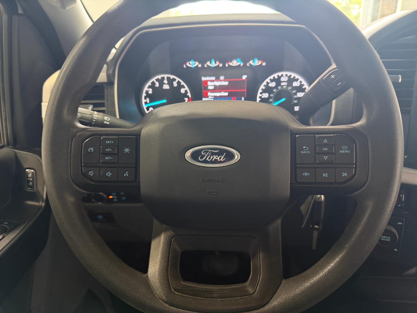 Thumbnail: 2022 Ford Econoline - 5