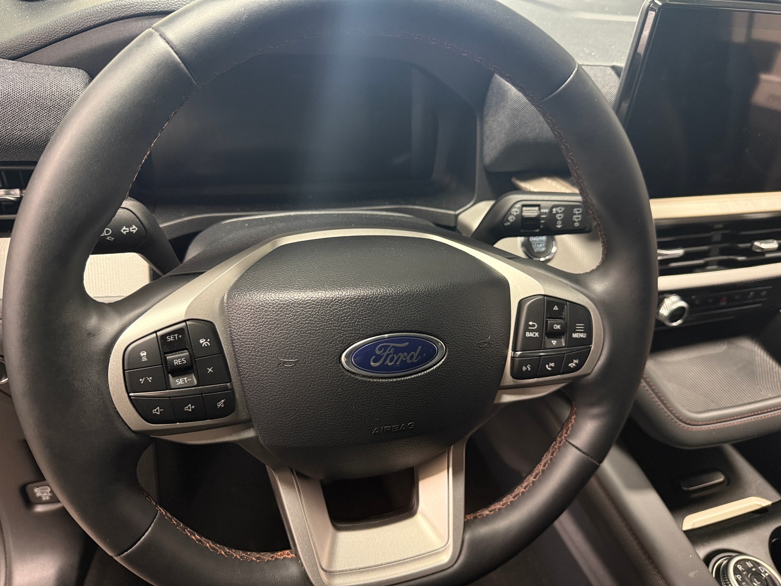 Thumbnail: 2025 Ford Explorer - 4