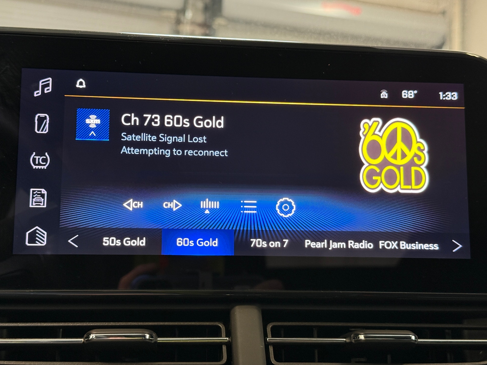 Thumbnail: 2025 Chevrolet Trax - 4