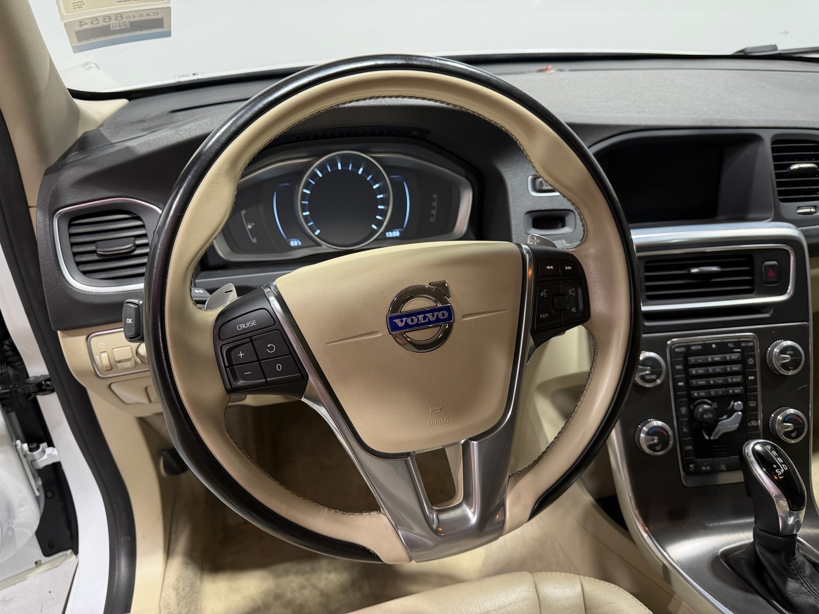 Thumbnail: 2015 Volvo S60 - 4