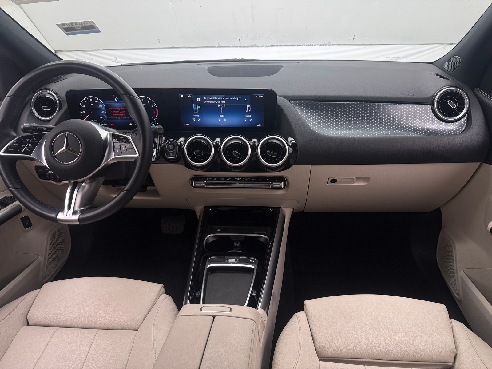 Thumbnail: 2025 Mercedes-Benz GLA - 2