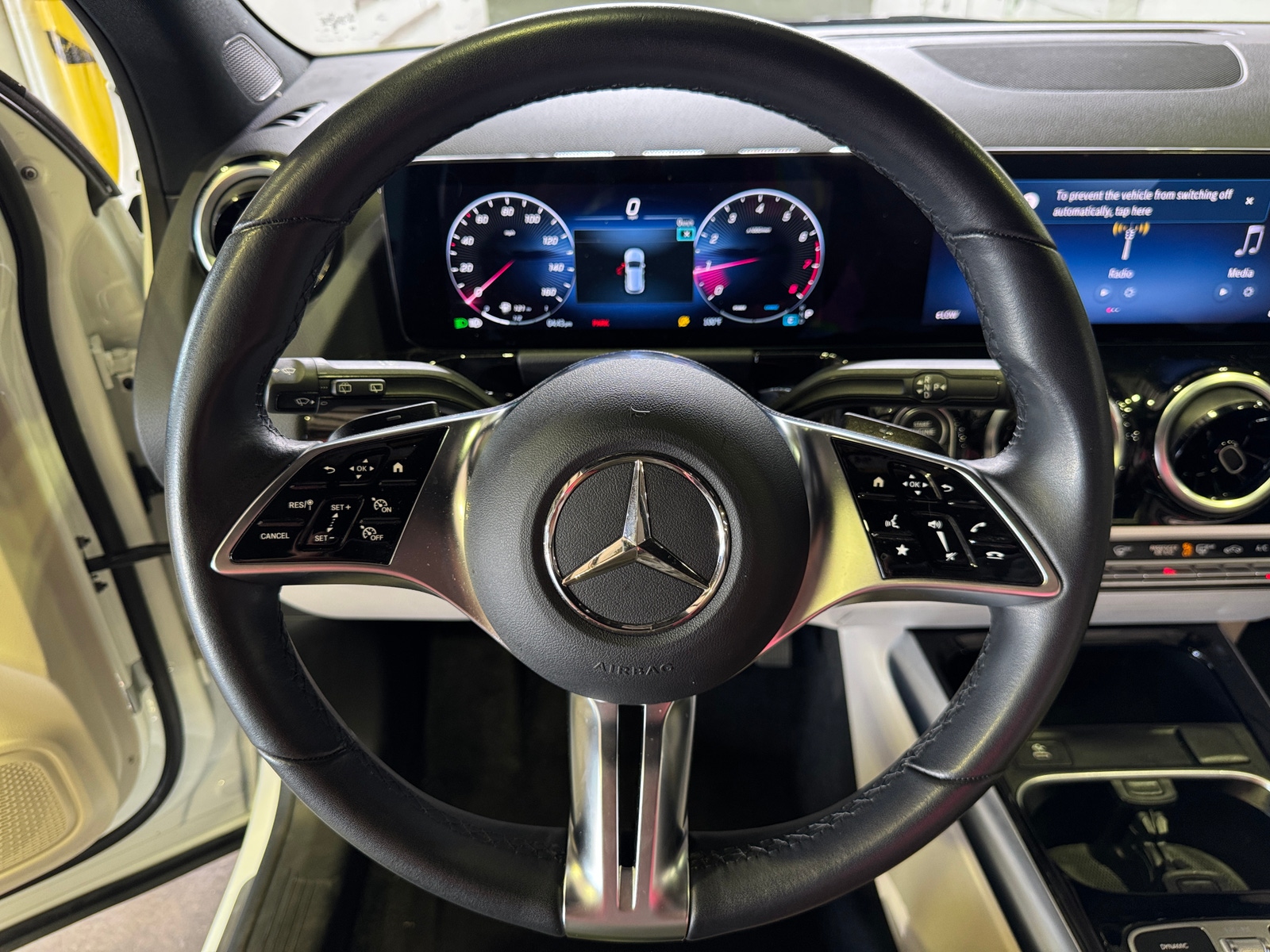 Thumbnail: 2025 Mercedes-Benz GLA - 4