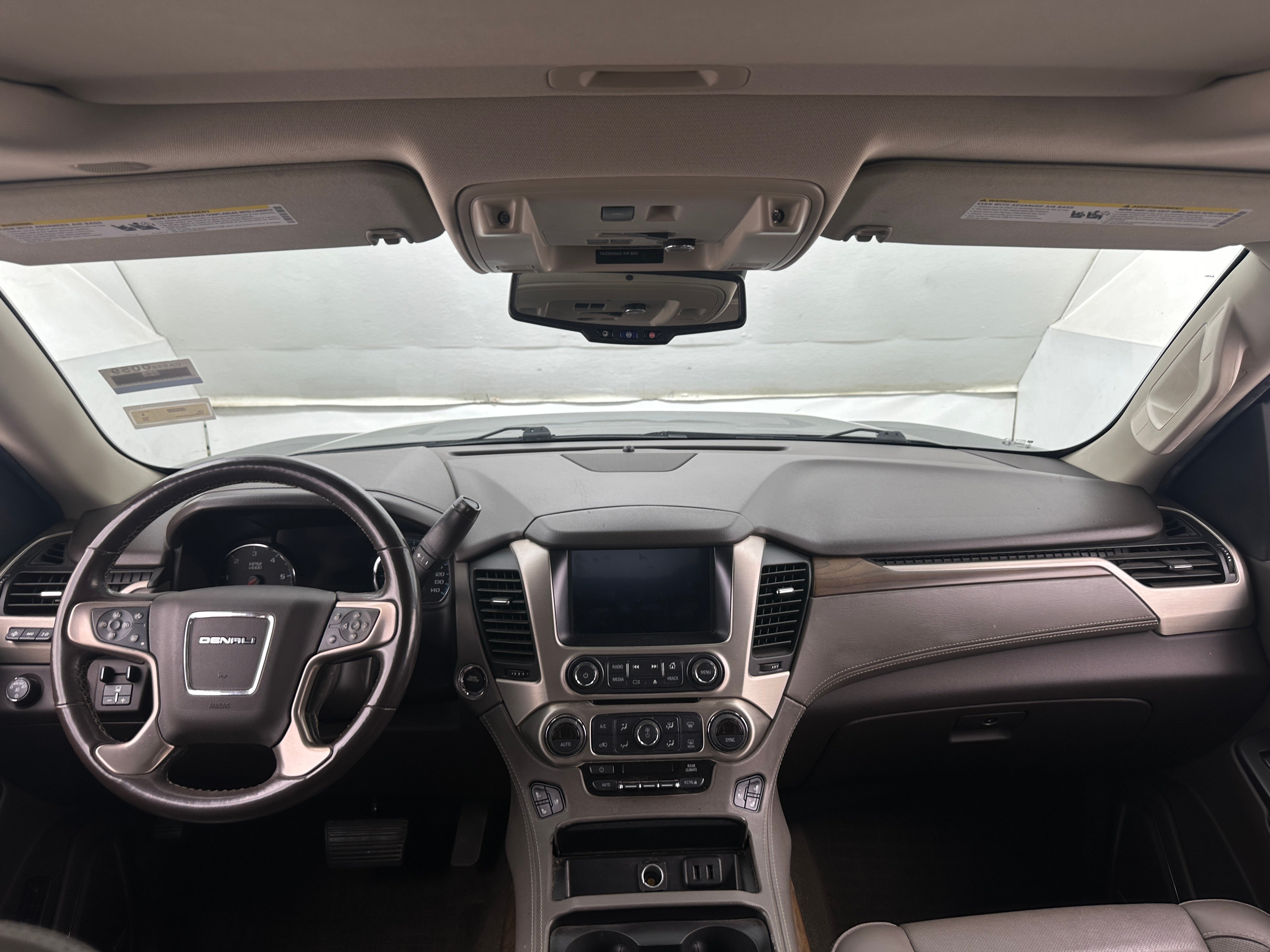 2018 GMC Yukon Denali - Photo 9