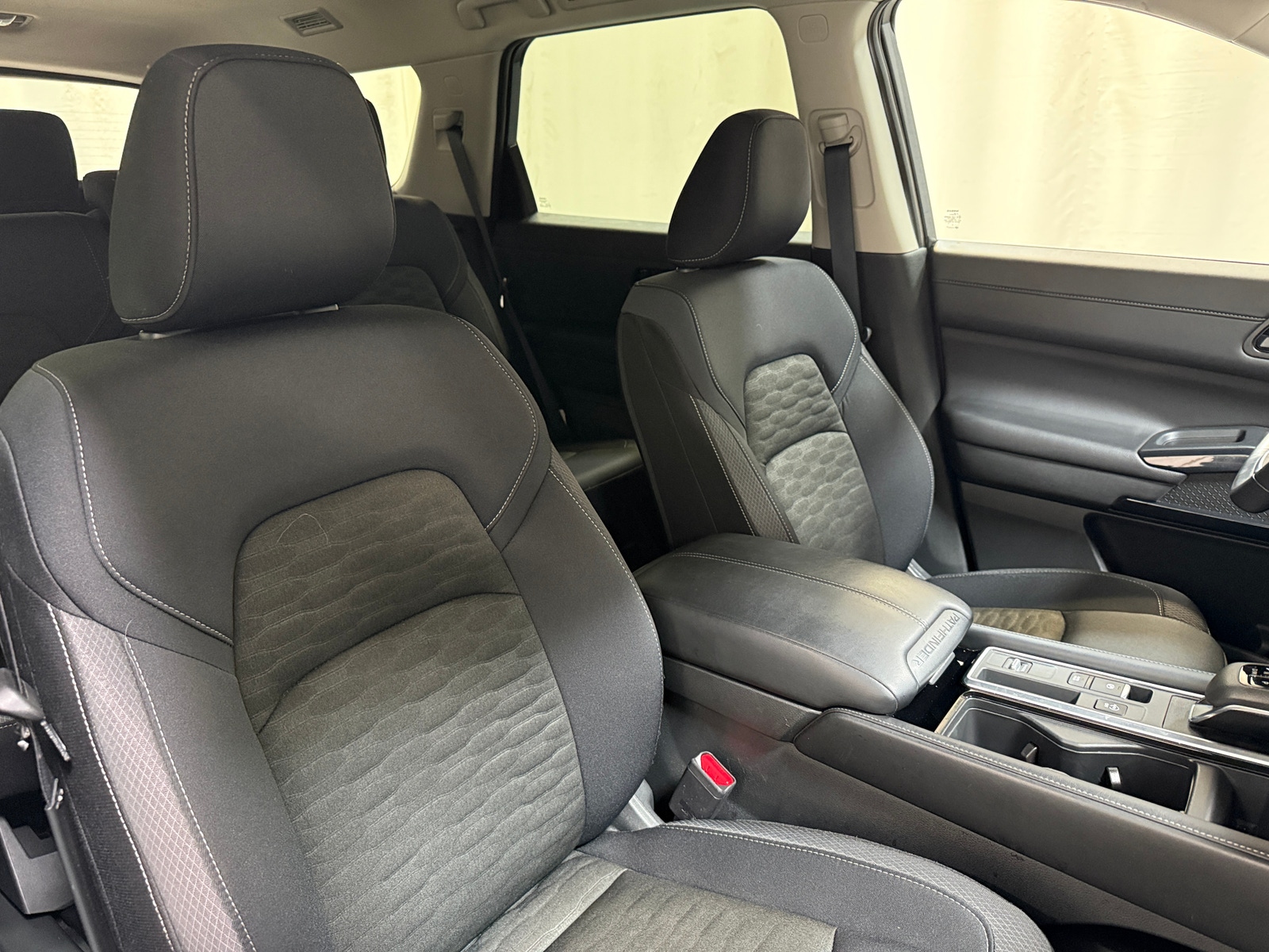 Thumbnail: 2025 Nissan Pathfinder - 2