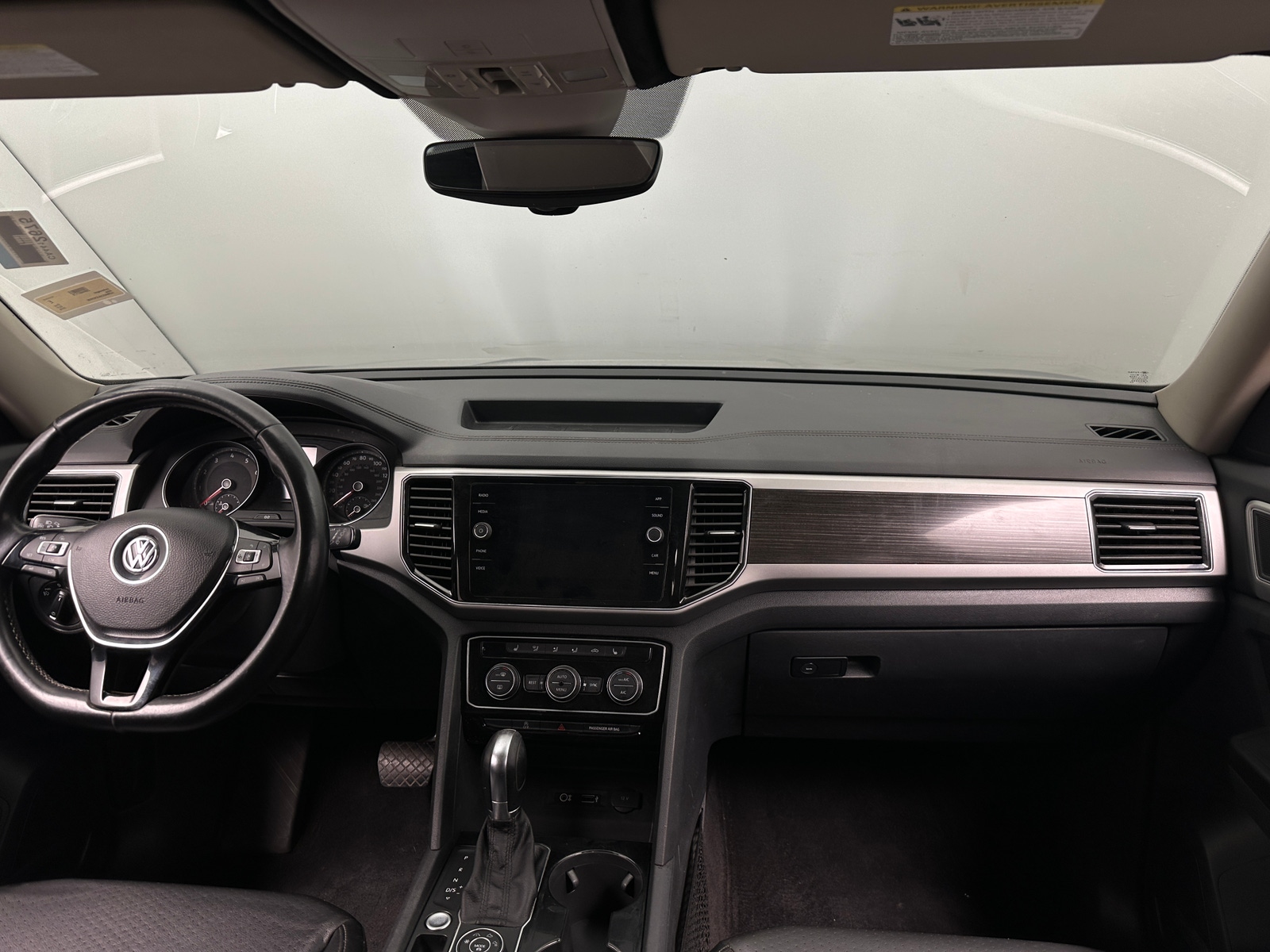 Thumbnail: 2018 Volkswagen Atlas - 2