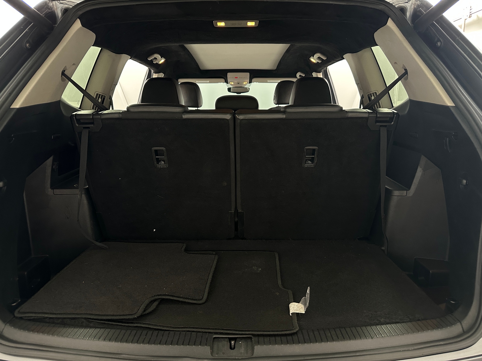Thumbnail: 2018 Volkswagen Atlas - 6