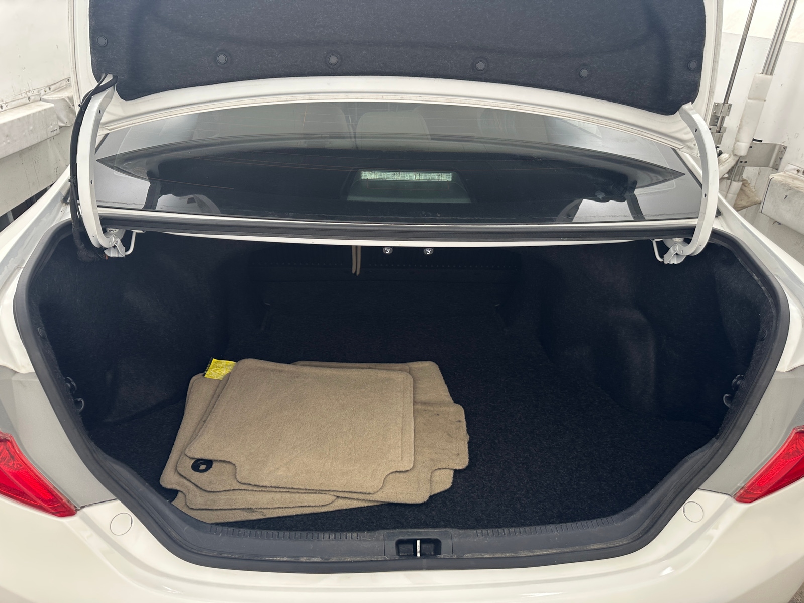 Thumbnail: 2014 Toyota Camry - 7