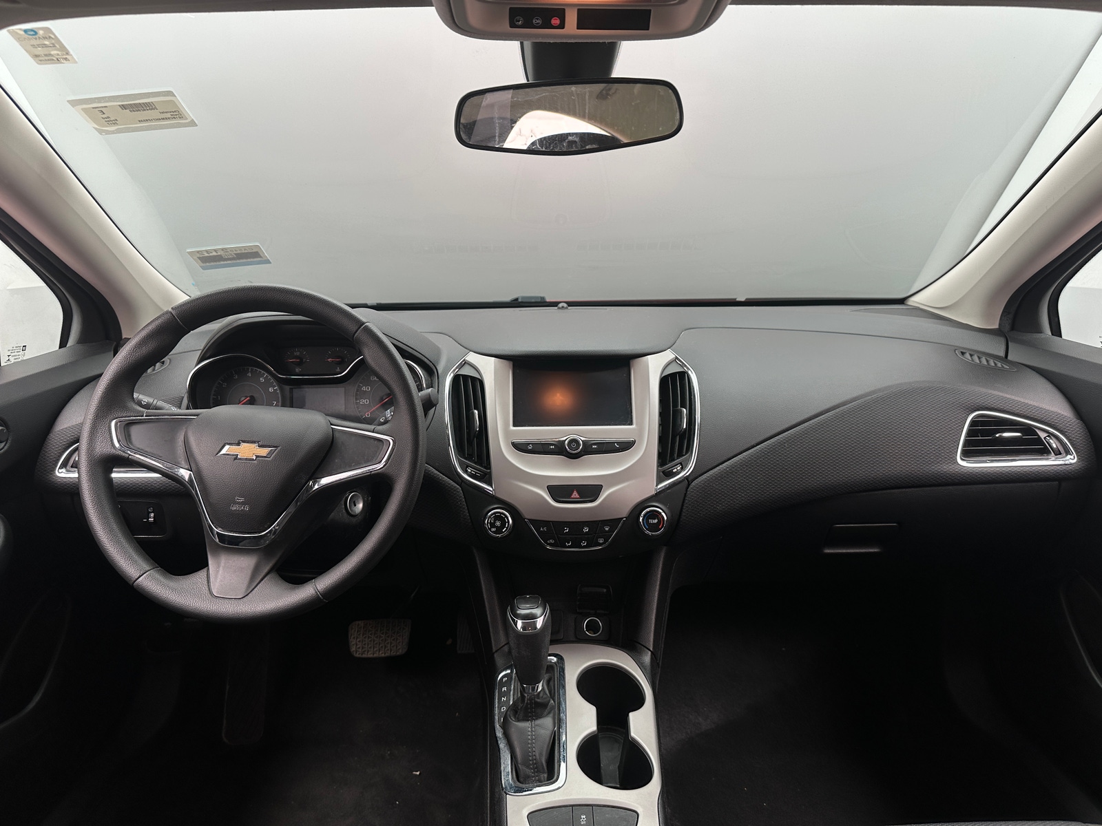 Thumbnail: 2017 Chevrolet Cruze - 3