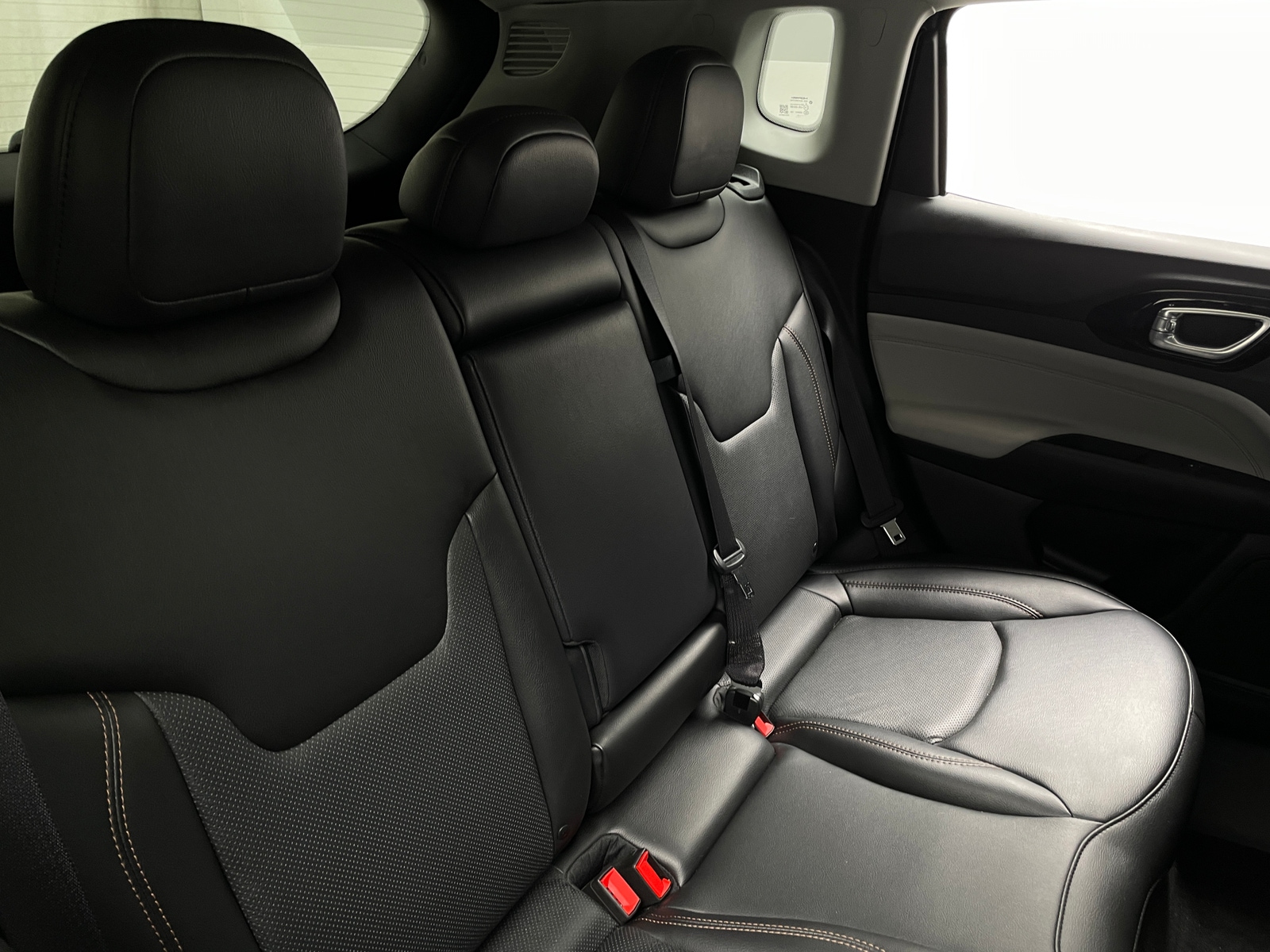 Thumbnail: 2022 Jeep Compass - 6